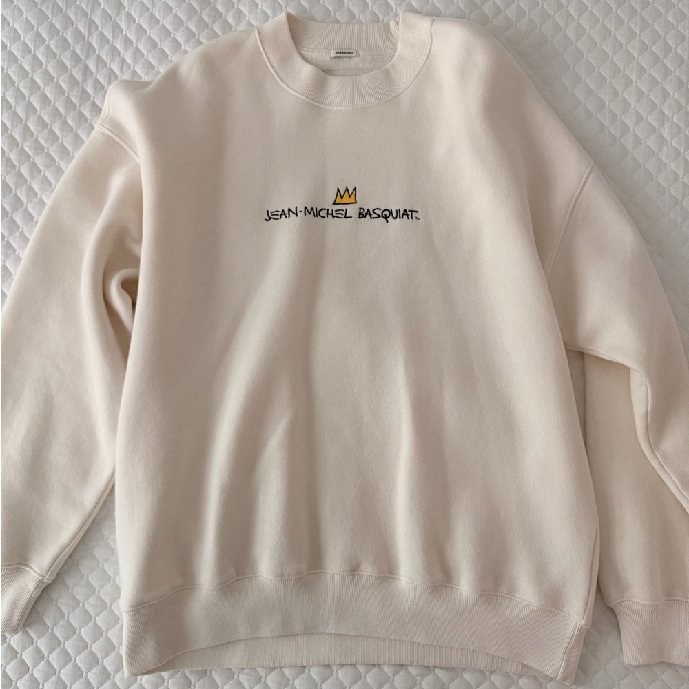 Abercrombie & Fitch Cream Crewneck with Yellow Crown Embroidery